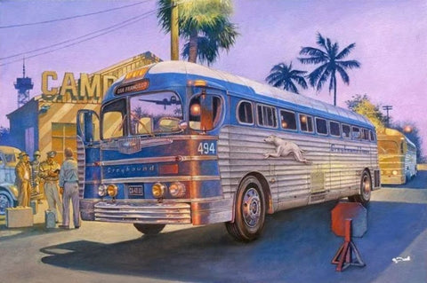 RODEN 1/35 1947 GMC PD3751 Silverside Greyhound Bus