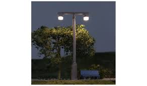 WOODLAND SCENICS HO Just Plug Twin Lamp