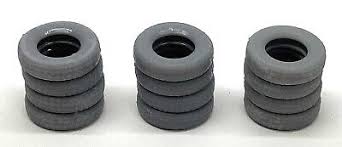 PHOENIX PRECISION HO Unpainted Auto Tire Stacks