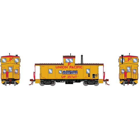 ATHEARN HO ICC Caboose CA-10 with Lights, UP #25747