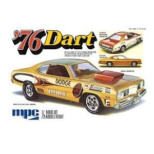 MPC 1/25 1976 Dodge Dart Car