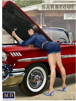 MASTERBOX  1/24 1960s Pin-Up Girl wearing Short Shorts Leaning Over Holding Wrench