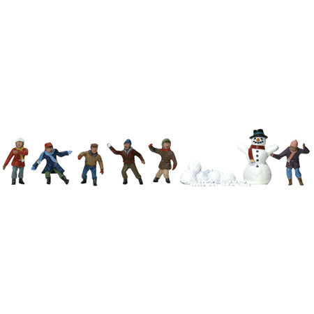 HO FIGURES SNOWBALL FIGHT