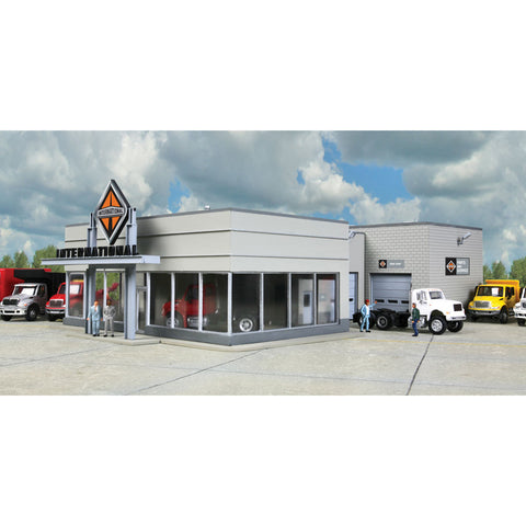 WALTHERS HO International Car Dealer Kit