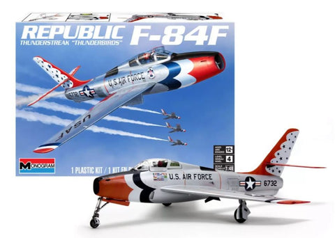 REVELL 1/48 F84F Thunderstreak Thunderbirds USAF Aircraft