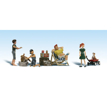 WOODLAND SCENICS HO Figures: Dog Wash