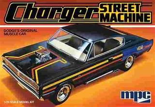MPC 1/25 1967 Dodge Charger Muscle Car Street Machine