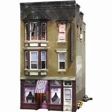 WOODLAND SCENICS HO Build-&-Ready: Betty's Burning Building