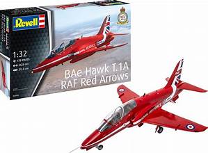 REVELL 1/32 BAe Hawk T1A Red Arrows RAF Light Jet Trainer