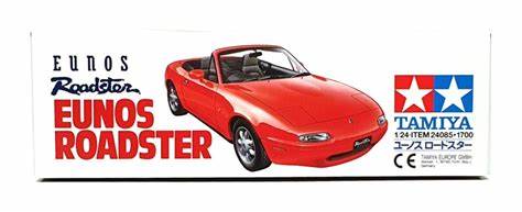 TAMIYA 1/24 Mazda Eunos Roadster