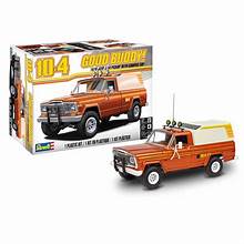 REVELL 1/24 1979 Jeep J-10 Pickup with Camper Top