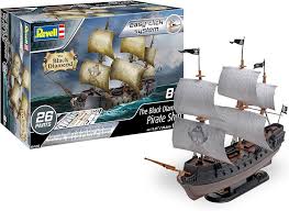 REVELL  1/350 The Black Diamond Pirate Ship (Snap)