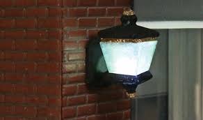 WOODLAND SCENICS O Just Plug Entry Wall Mount Lights