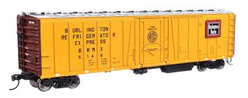 WALTHERS HO 50' AAR Mechanical Refrigerator Car - Ready-to-Run -- Chicago, Burlington & Quincy #5149