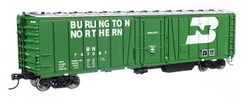 WALTHERS HO 50' AAR Mechanical Refrigerator Car - Ready-to-Run -- Burlington Northern #747087