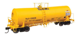 WALTHERS HO 40' Trinity 14,000-Gallon Molten Sulfur Tank Car - Ready to Run -- TCPX #70002
