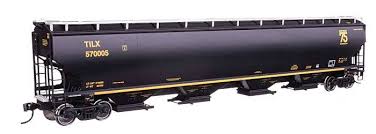 WALTHERS HO 67' Trinity 6351 4-Bay Covered Hopper - Ready to Run -- Trinity Industries Leasing TILX #570005
