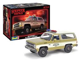 REVELL 1/25 Stranger Things Jim Hopper's 1985 Chevy K5 Blazer