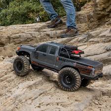 AXIAL 1/10 SCX10 III Base Camp 4X4 Rock Crawler Brushed RTR, Gray