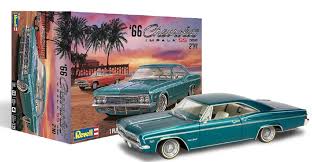 REVELL 1/25 1966 Chevrolet Impala SS 396 (2 in 1)