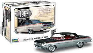 REVELL  1/25 1965 Chevy Impala Hardtop Foose Design