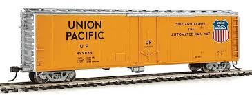 WALTHERS HO 50' PC&F Insulated Boxcar - Ready to Run -- Union Pacific(R) #499148