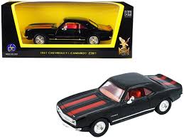 ROAD LEGENDS 1/43 1967 CAMERO Z28