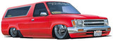 AOSHIMA 1/24 1995 Toyota Hilux New Old School Lowrider Pickup Truck w/Hardtop