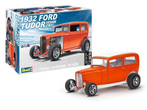 REVELL 1/25 1932 Ford Tudor Sedan (2 in 1)