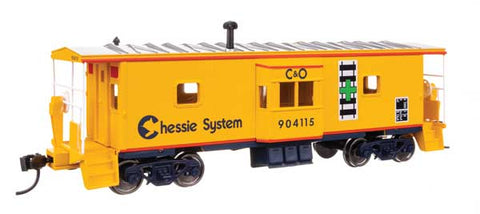 WALTHERS International Bay Window Caboose - Ready to Run -- Chessie System C&O #904115