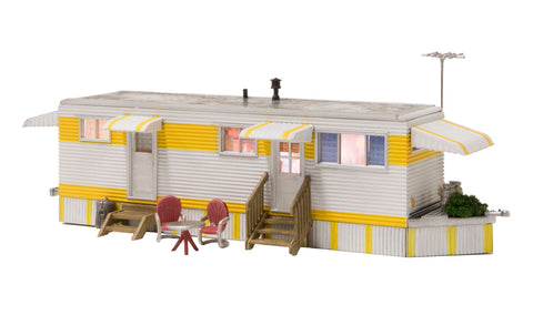 WOODLAND SCENICS HO Build-&-Ready: Sunny Days Trailer