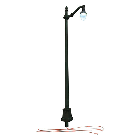 WOODLAND SCENICS N Arched Cast Iron Street Lights