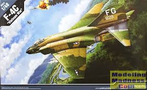 ACADEMY 1/48 F4C USAF Vietnam Fighter