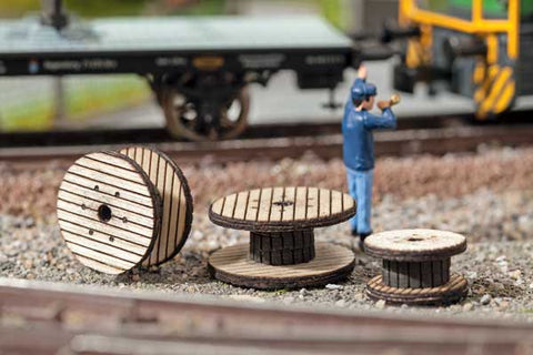 WALTHERS HO Cable Reels -- Laser-cut Wood Kit