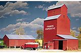 WALTHERS HO Prairie CO-OP Grain Elevator Kit