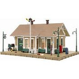 WOODLAND SCENICS HO Build-&-Ready: Dansbury Depot