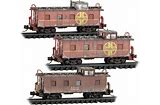 MICRO-TRAINS N Caboose, Weathered ATSF 3-Pack