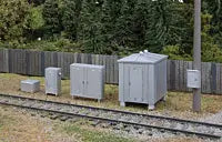 WALTHERS HO Vintage Trackside Detail Set -- Kit