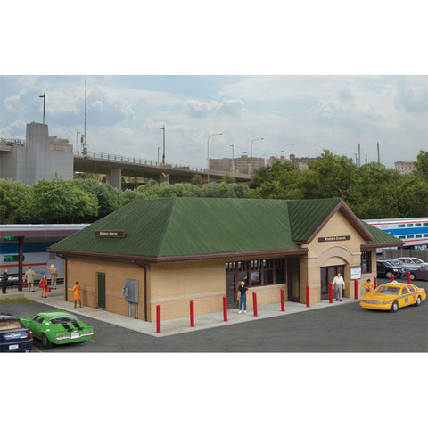 WALTHERS HO Modern Suburban Station Kit