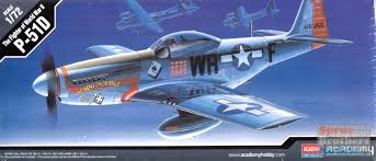 ACADEMY 1/72 P-51D MUSTANG