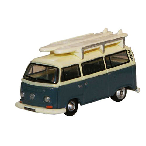 N VW MINIBUS WITH SURFBOARDS