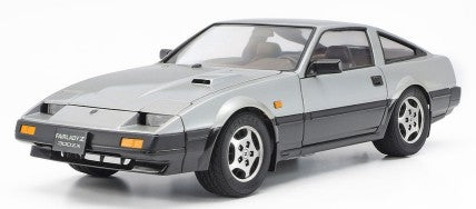 TAMIYA 1/24 Nissan Fairlady Z 300ZX Car