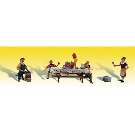 WOODLAND SCENICS HO Figures: Backyard Birthday
