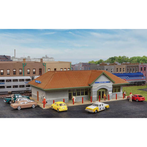 WALTHERS N Modern Suburban Station Kit