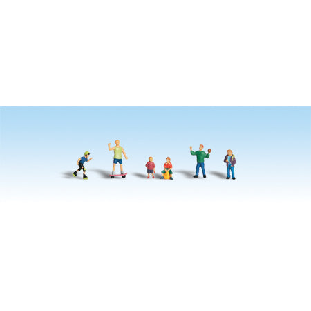 WOODLAND SCENICS HO Figures: Kids at Play