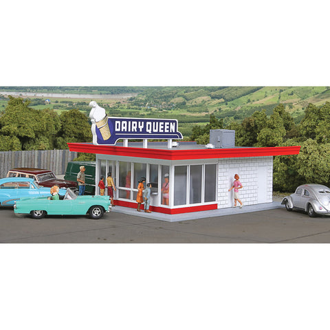 WALTHERS HO Vintage Dairy Queen