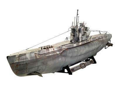REVELL  1/72 German Type VII C/41 Submarine