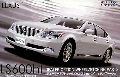 FUJIMI  1/24 Lexus LS600hL Luxury Hybrid 4-Door Sedan