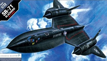 ACADEMY 1/72 SR-71 Blackbird