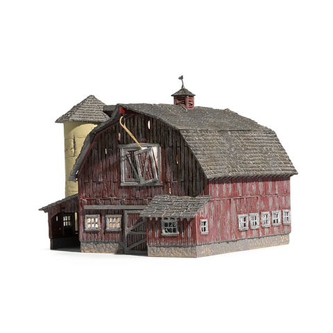 WOODLAND SCENICS N Weathered Barn Built Ready Lighted